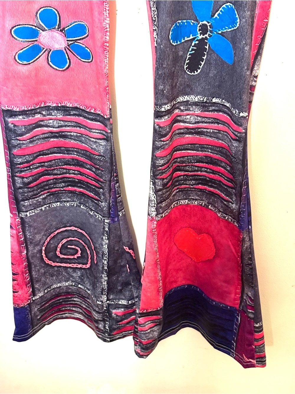 Colorblock Floral Patchwork Leggings — Pink & Blue - Picture 3 of 10